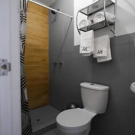 Casona Tordo - A 3 Cdras De La Plaza - Habitaciones Con Bano Privado Cuzco Exterior photo